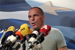 Greek finance minister quits after 'No' vote in referendum