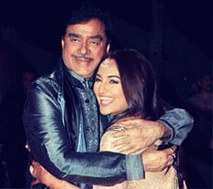 Sonakashi's command made me sign 'Akira': Shatrughan