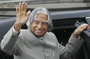 Kalam had congratulated a cop moments before he collapsed