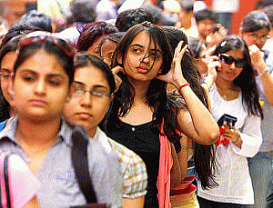 Four arrested for DU admission scam