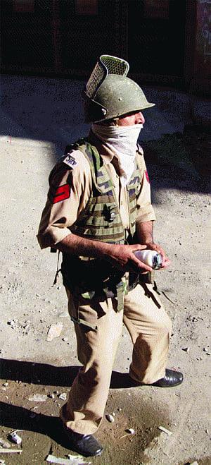 J&K wants its cops to fight ultras
