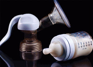 Breast pumps seen as solution for young working mothers
