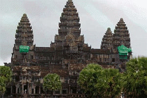 Cambodia rakes up Angkor Wat replica issue with India
