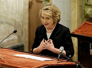 Judge says Hillary Clinton's private e-mails violated policy