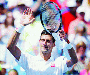 Djokovic dismisses Stan to reach semis