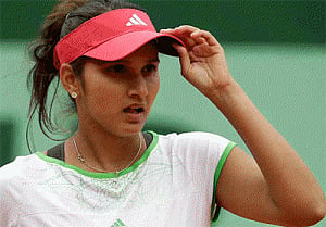 Sania crashes out of Western and Southern Open