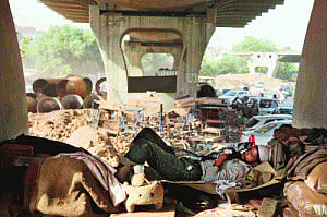 City scorches at 42.3o Celsius