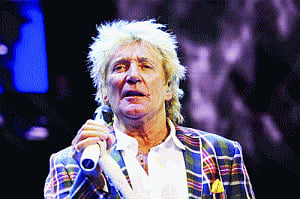 Singer Rod Stewart knighted