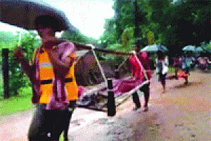 Five civilians killed in cop-Maoist crossfire