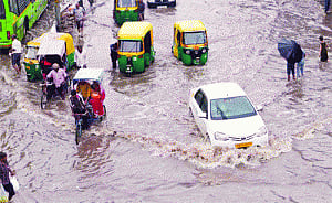 Complaints flood as waterlogging brings traffic to knees