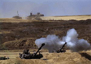 Israel strikes Gaza sites after rocket fire
