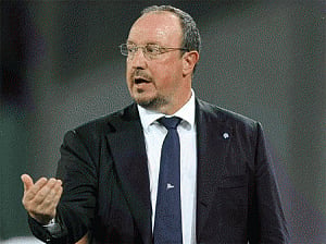 Pressure on Real Madrid coach Benitez at scene of former triumphs