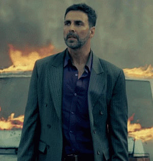 'Airlift' trailer sets up a high patriotic meter