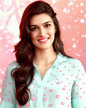 Kriti Sanon's favourite cricketers Sachin, Dhoni, Virat