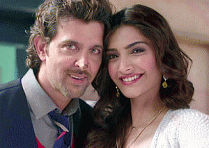 Hrithik Roshan, Sonam Kapoor to endorse mobile phone brand