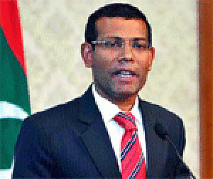 Nasheed arrives in Colombo to fly to UK for medical care