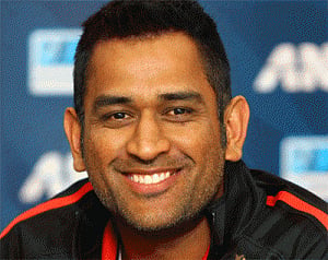Court recalls non-bailable warrant against Dhoni