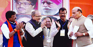 Act on Malda or get exposed: Rajnath