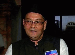 Netaji grand-nephew Chandra Bose joins BJP, calls Congress 'most communal'