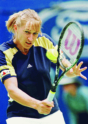 Graf's legacy looms over women's final