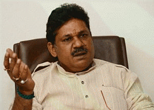 HI to file defamation cases against Kirti Azad