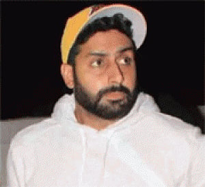 B-Town welcomes Abhishek Bachchan into 40s club