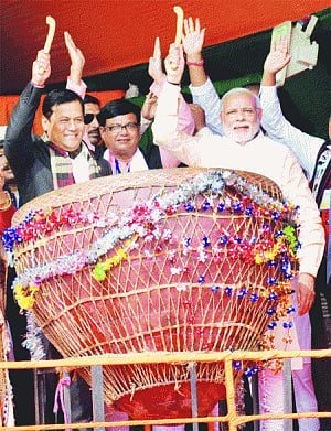 Only one family stalling RS: Modi