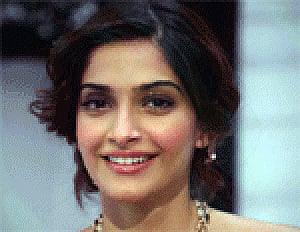 Sonam Kapoor lauds celebration of 'women of worth'