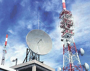 TRAI says no to discriminatory pricing, kills Free Basics