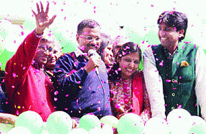 Trust deficit in babus blemishes AAP Govt's success