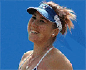 Bencic to face Vinci in St. Petersburg Open final