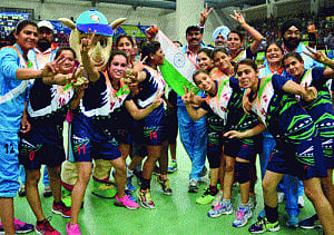 India's golden touch prolongs at SAF Games