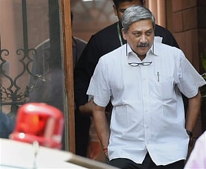 India likely to select fighter plane under 'Make in India': Parrikar