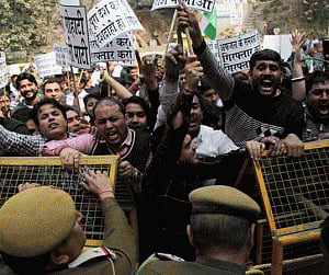 JNU row: look-out notice issued for 3 youths