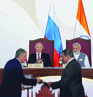 $10 b deal makes Russia India's top arms supplier