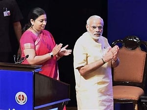 Modi tweets Smriti Irani's speech