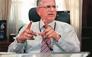 U-turn on Ishrat's leT links was political call: Pillai