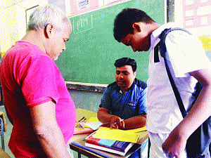 PTMs a hit as eager parents throng schools