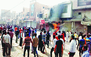 Govt sets up panel to probe 'gangrapes' during Jat stir