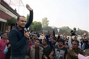 Cricbuzz signs Virender Sehwag as its Expert for ICC World T20