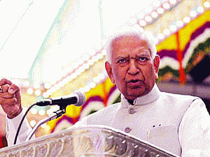 Karnataka Guv criticises  cut in Central aid to State
