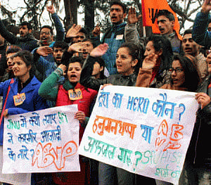 It takes Rs 100 to organise any event at JNU: students