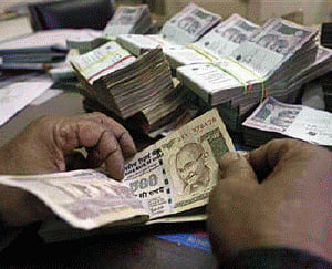 India's forex down to $346 bn