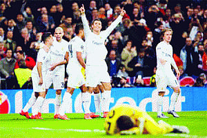 Ronaldo punishes Roma