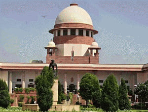 SC refuses to entertain PIl for dropping action against Guj cops