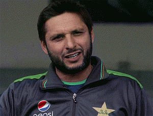 Miandad hits out at Afridi for comments over love for India