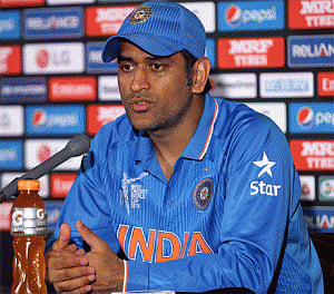 Not Kiwi bowlers but our batsmen responsible for defeat: Dhoni