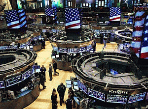 US stocks extend gains on Fed statement