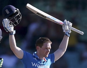 England bank on spinners against Sri lanka