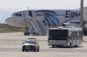Egypt plane hijacked to Cyprus, 'no link to terrorism'
